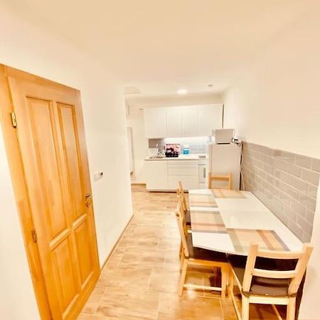 Lemon Premium Apartment Szeged Exterior photo