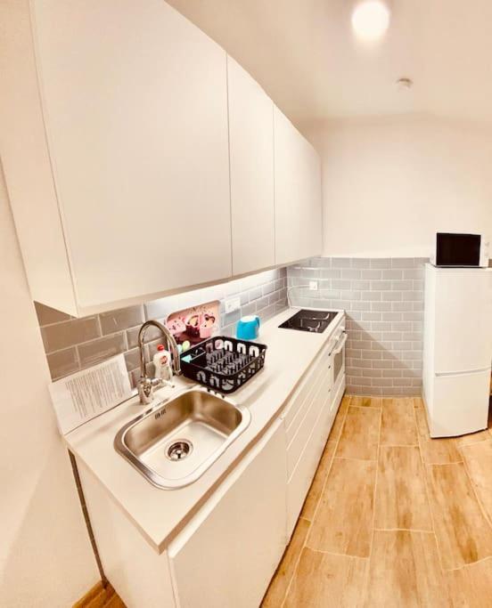 Lemon Premium Apartment Szeged Exterior photo